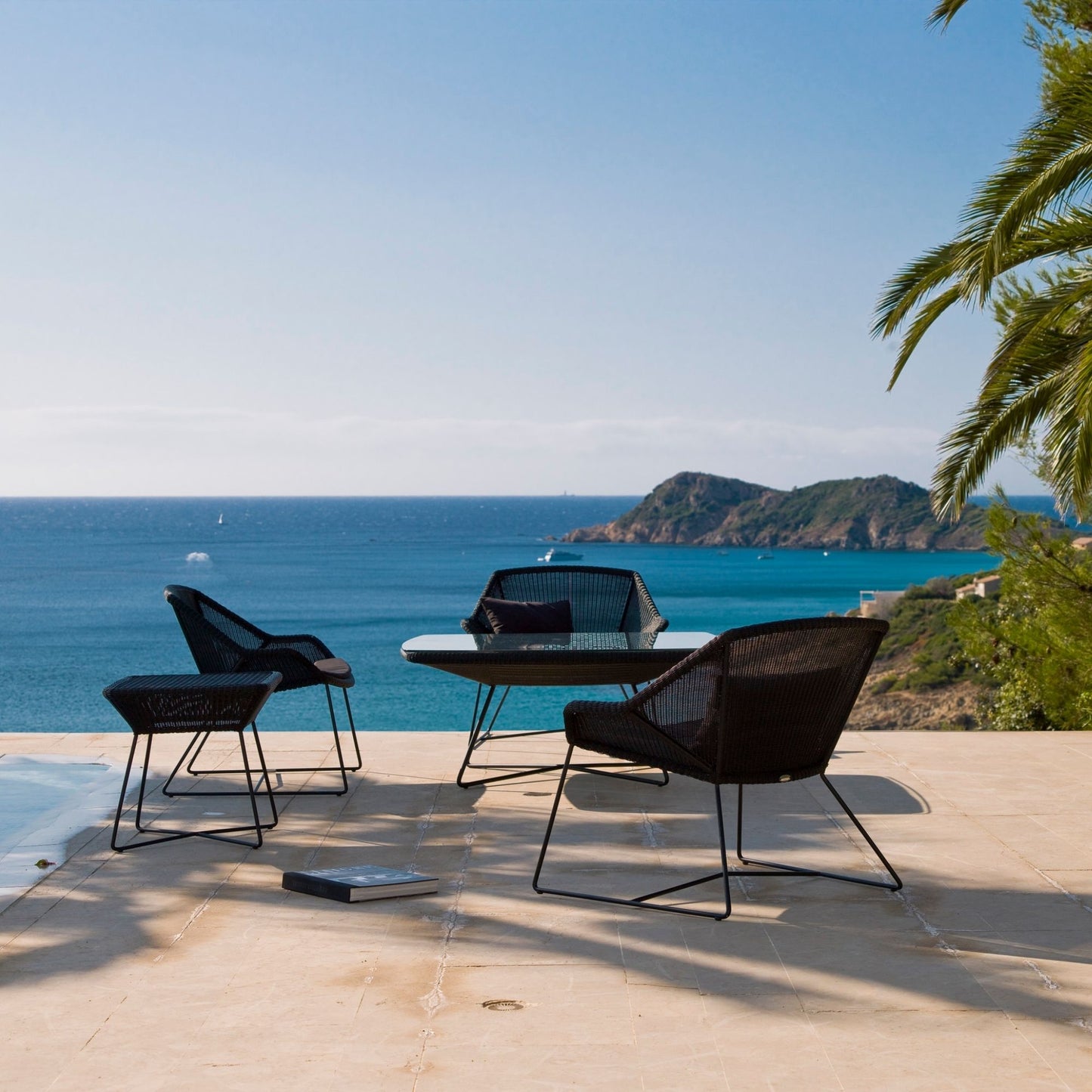5064LS_2 Outdoor furniture set overlooking ocean