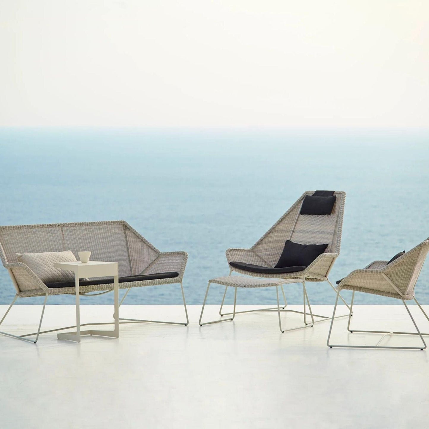 5369LT_3 outdoor seating set overlooking the ocean
