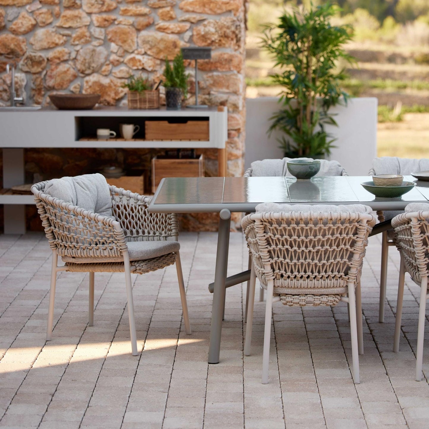 5417ROSA_01 outdoor dining set with woven chairs
