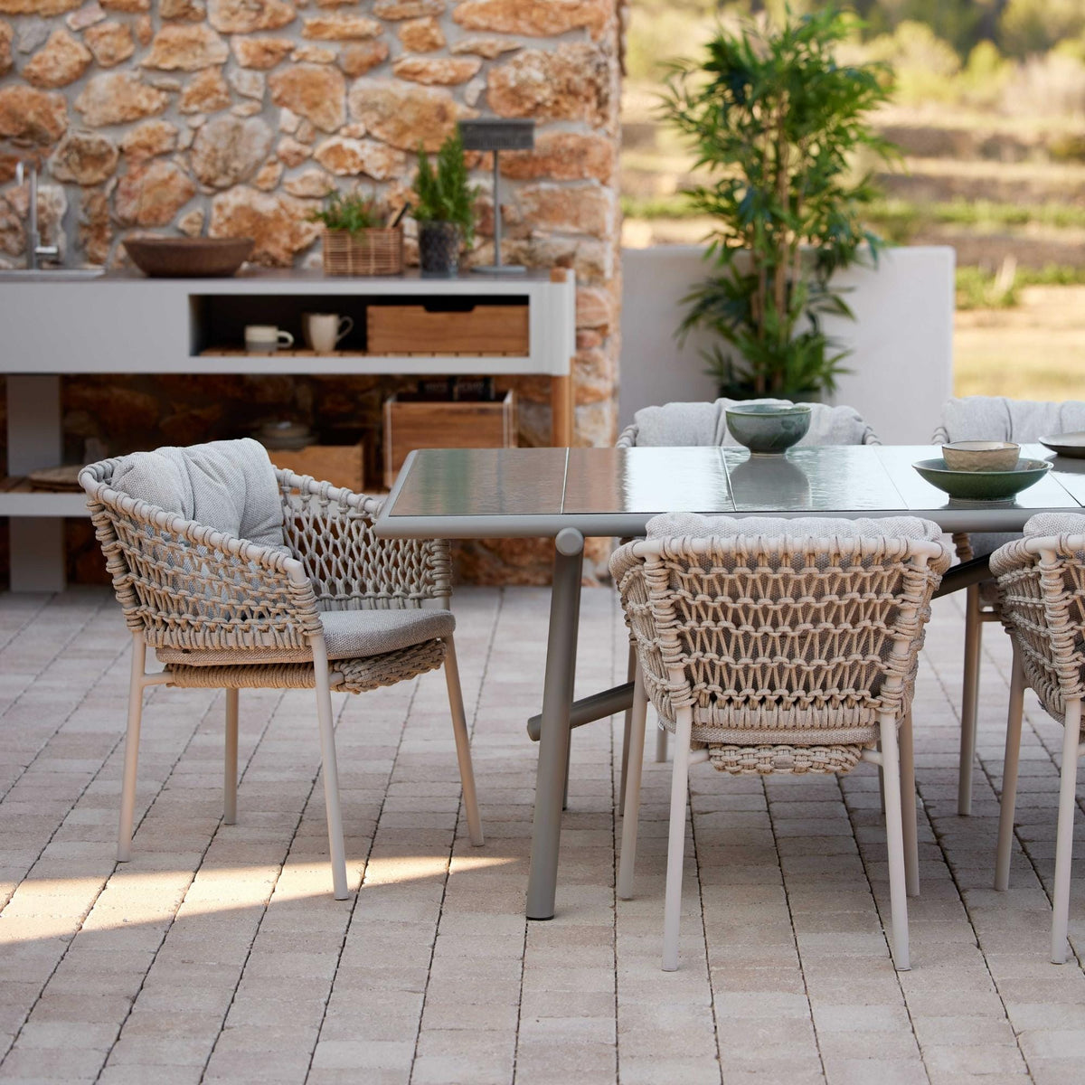5417ROSA_01 outdoor dining set with woven chairs