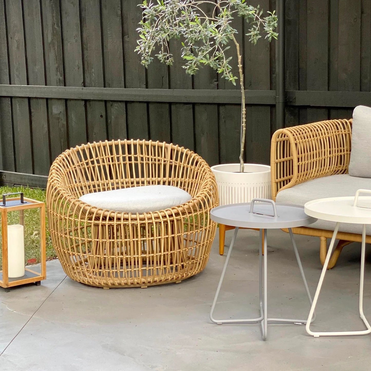 Outdoor rattan chair and side tables - 57422USL_5