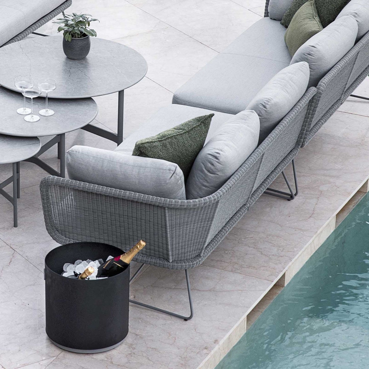 Outdoor patio furniture set, 5771ALI_2