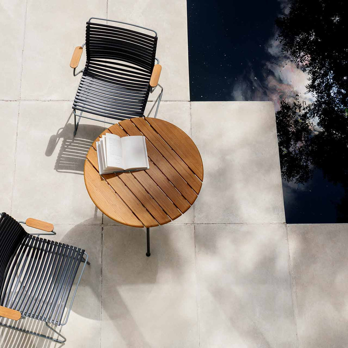 CLICK Dining black bamboo table and chairs