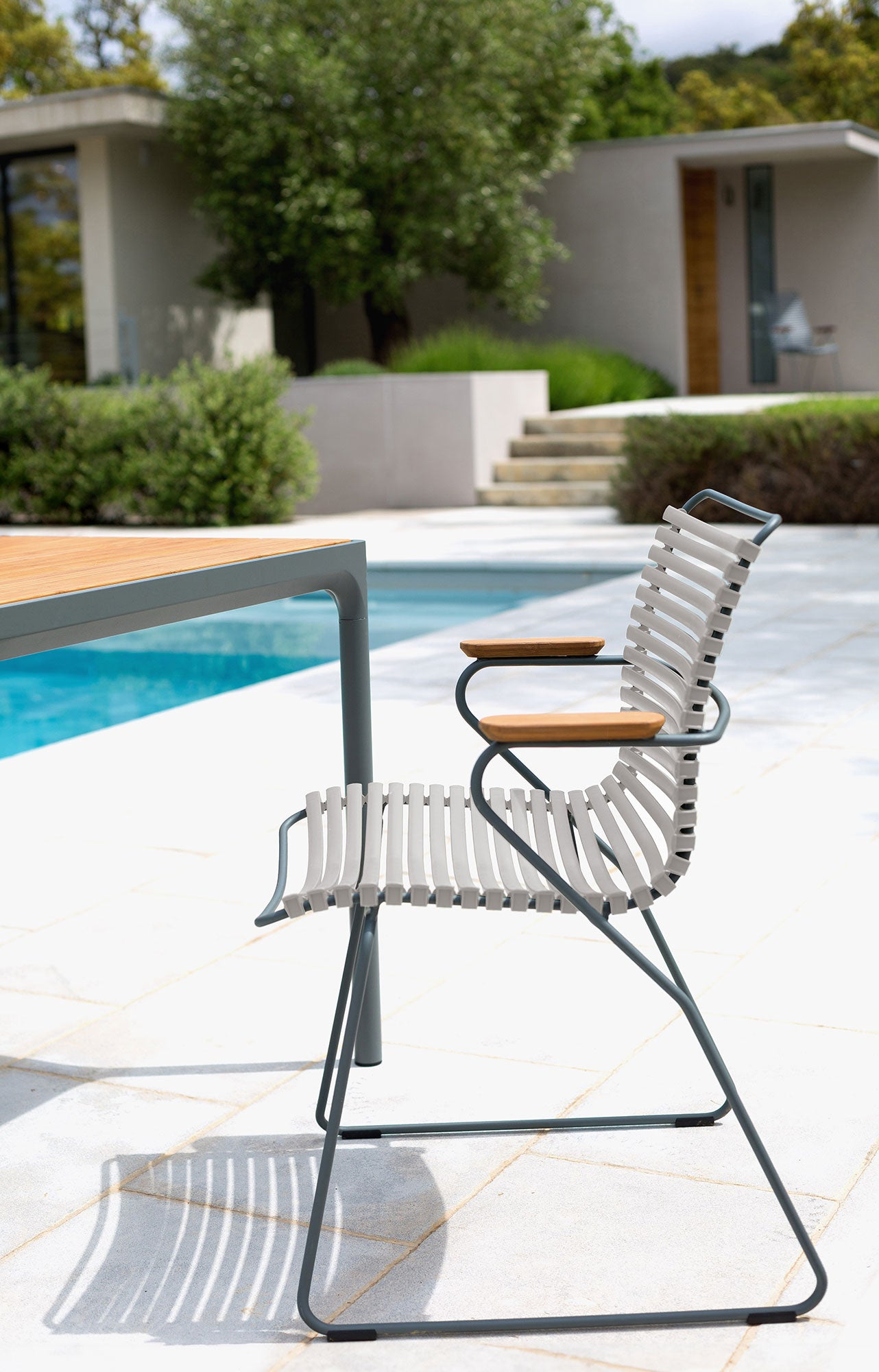CLICK Dining chair, white bamboo, HOUE outdoor patio