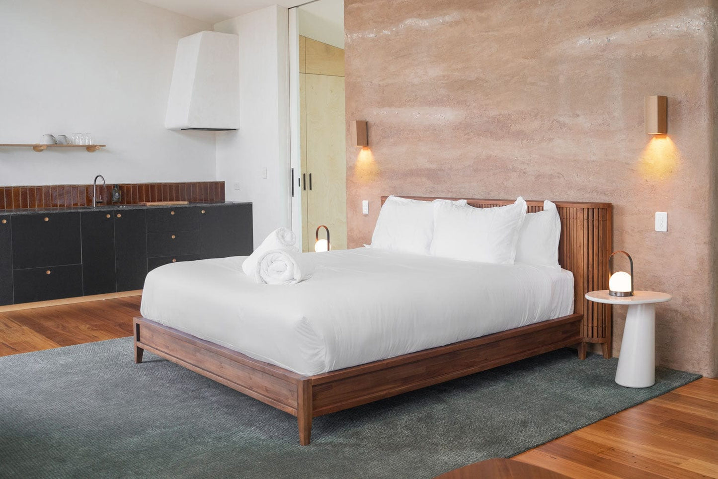 Luxury bedroom interior, DSC5058