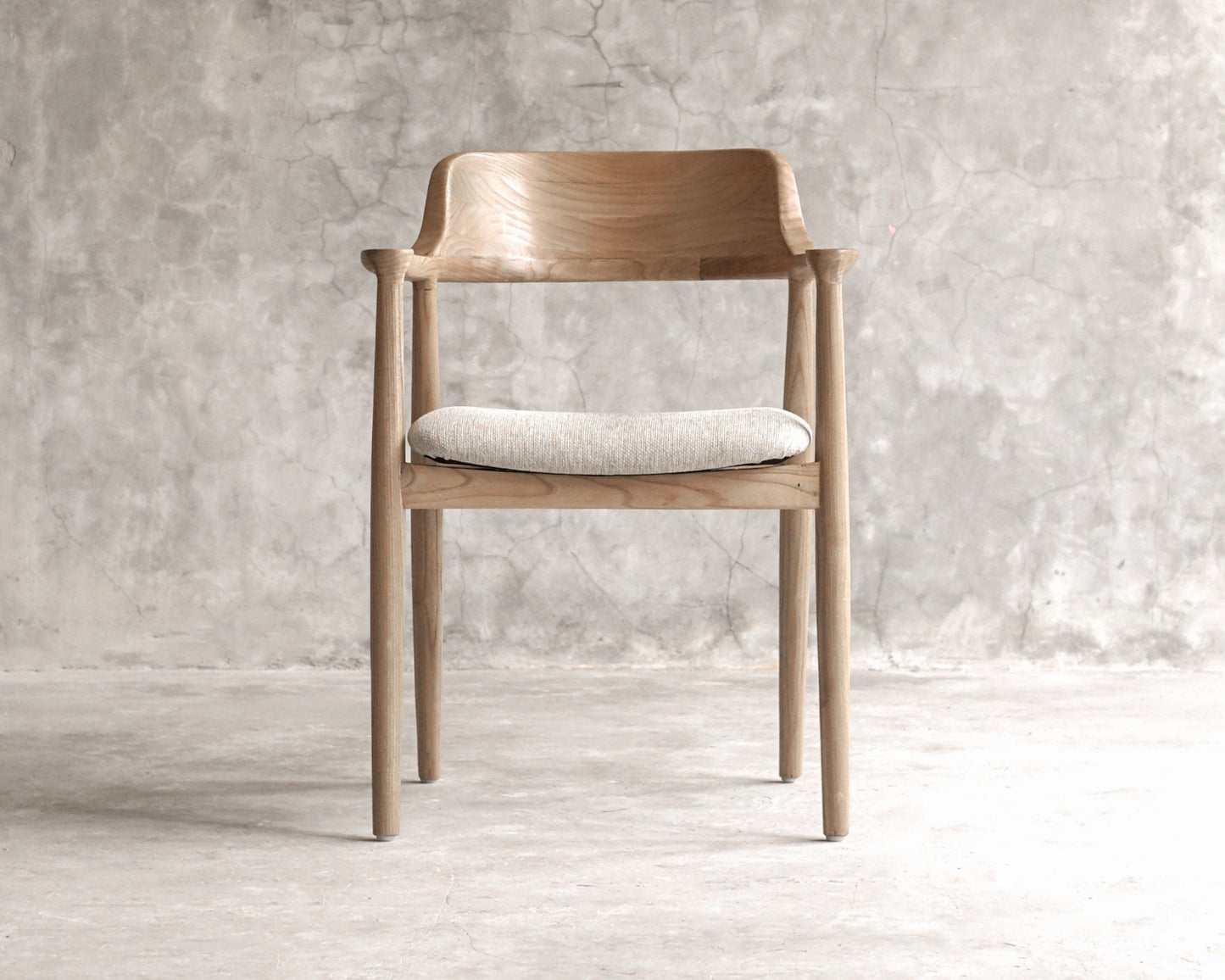 ELE100_6 Wooden Chair with Cushion