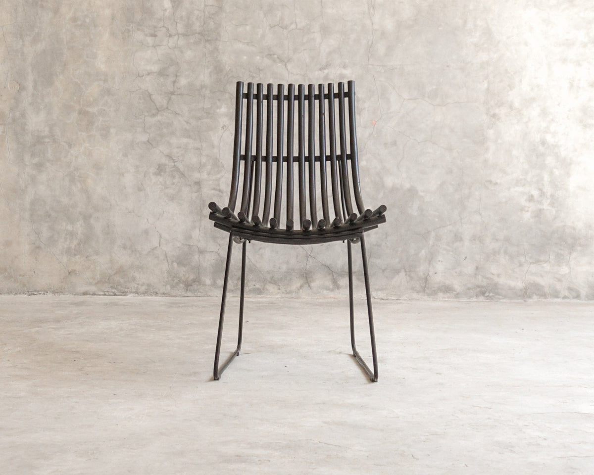 ELE105_2 Black Slatted Chair
