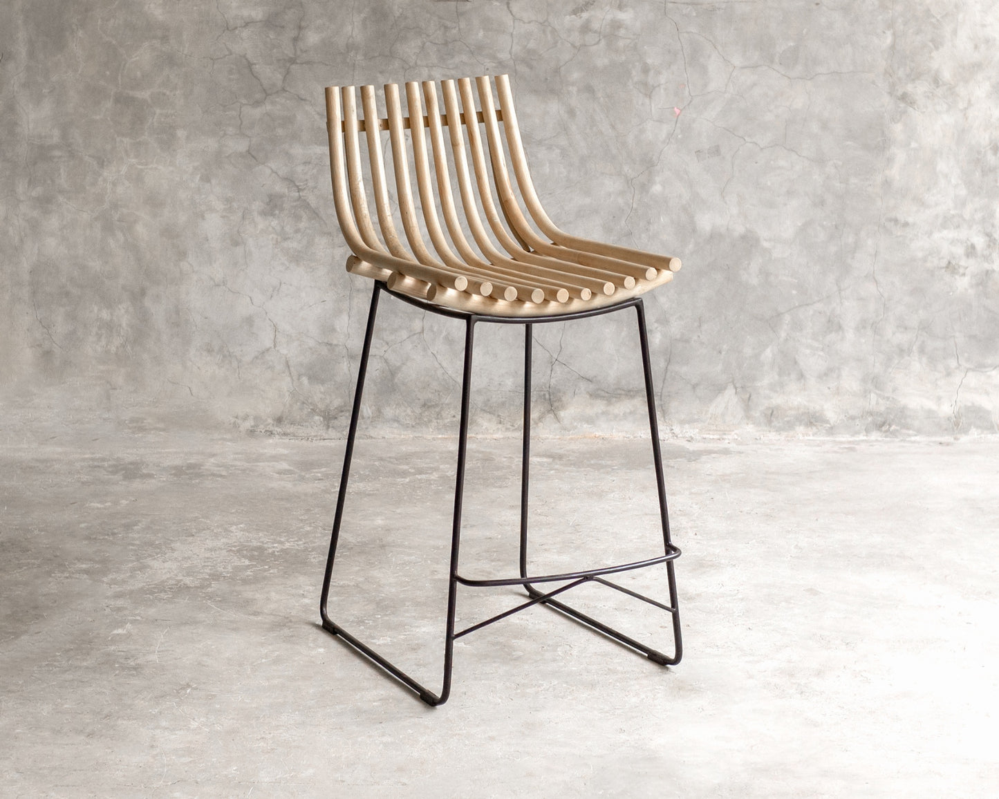 ELE108_4 Gold slat-back bar stool with black legs
