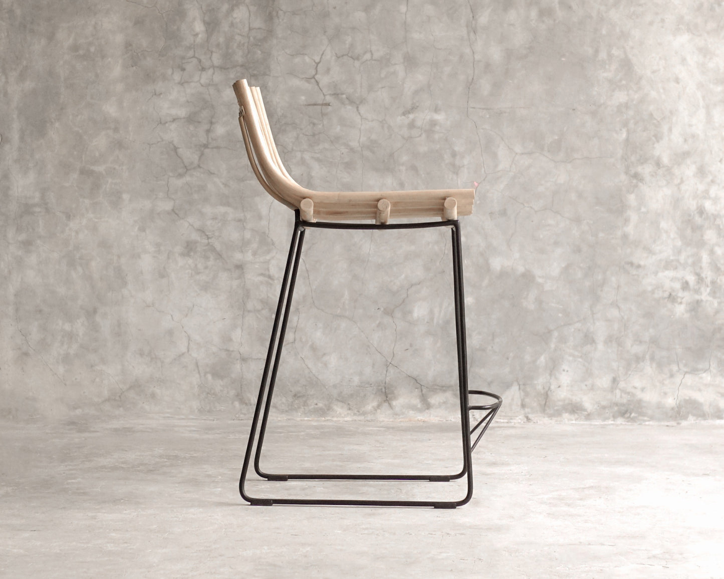 ELE108_5_2 Wooden Bar Stool with Black Metal Frame