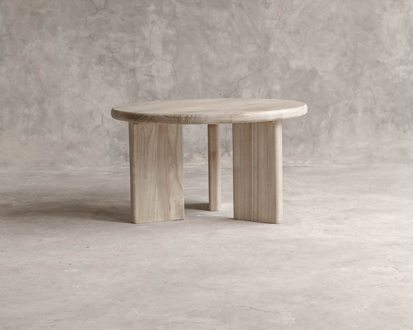 Wooden side table with round top