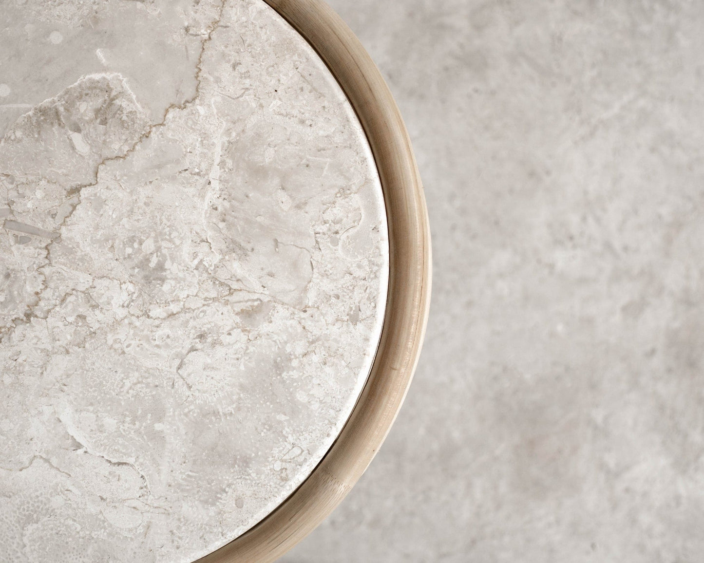ELE114 table top with marble and wood detail