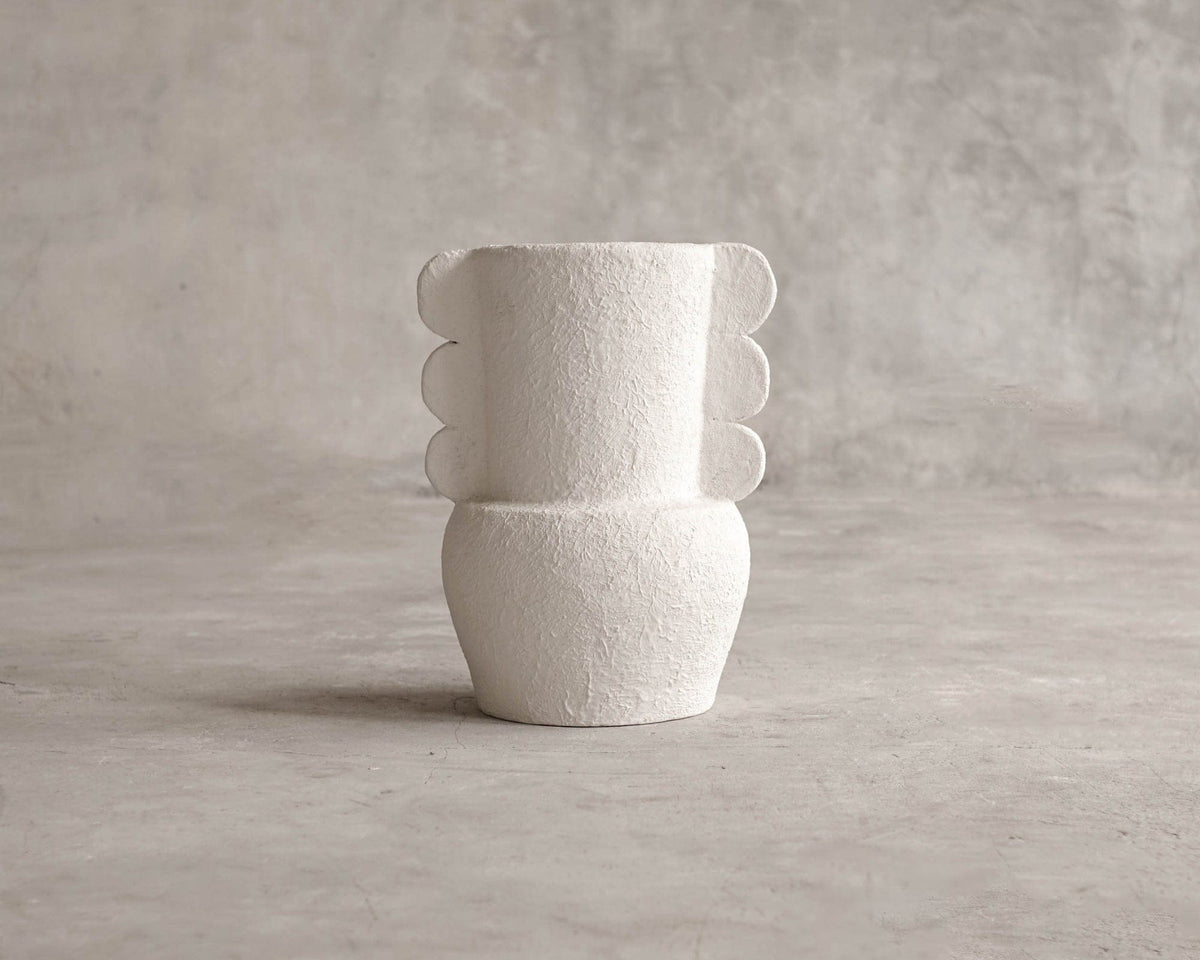 White decorative vase ELE136_1