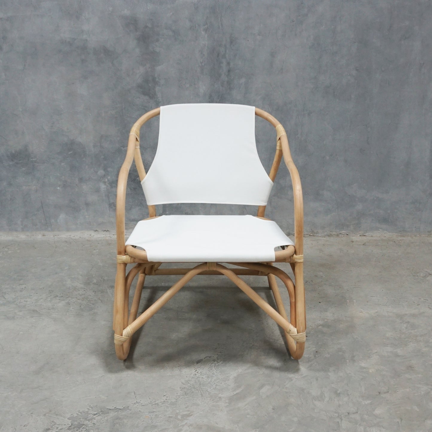 ELE152-1 Rattan chair with white seat