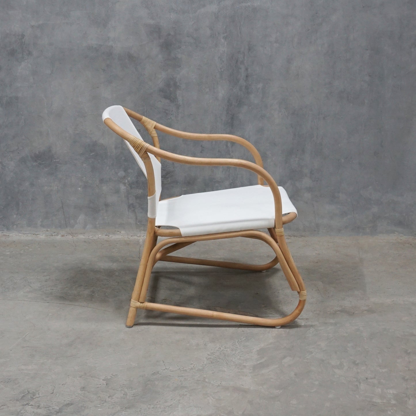 ELE152-3 White Rattan Chair