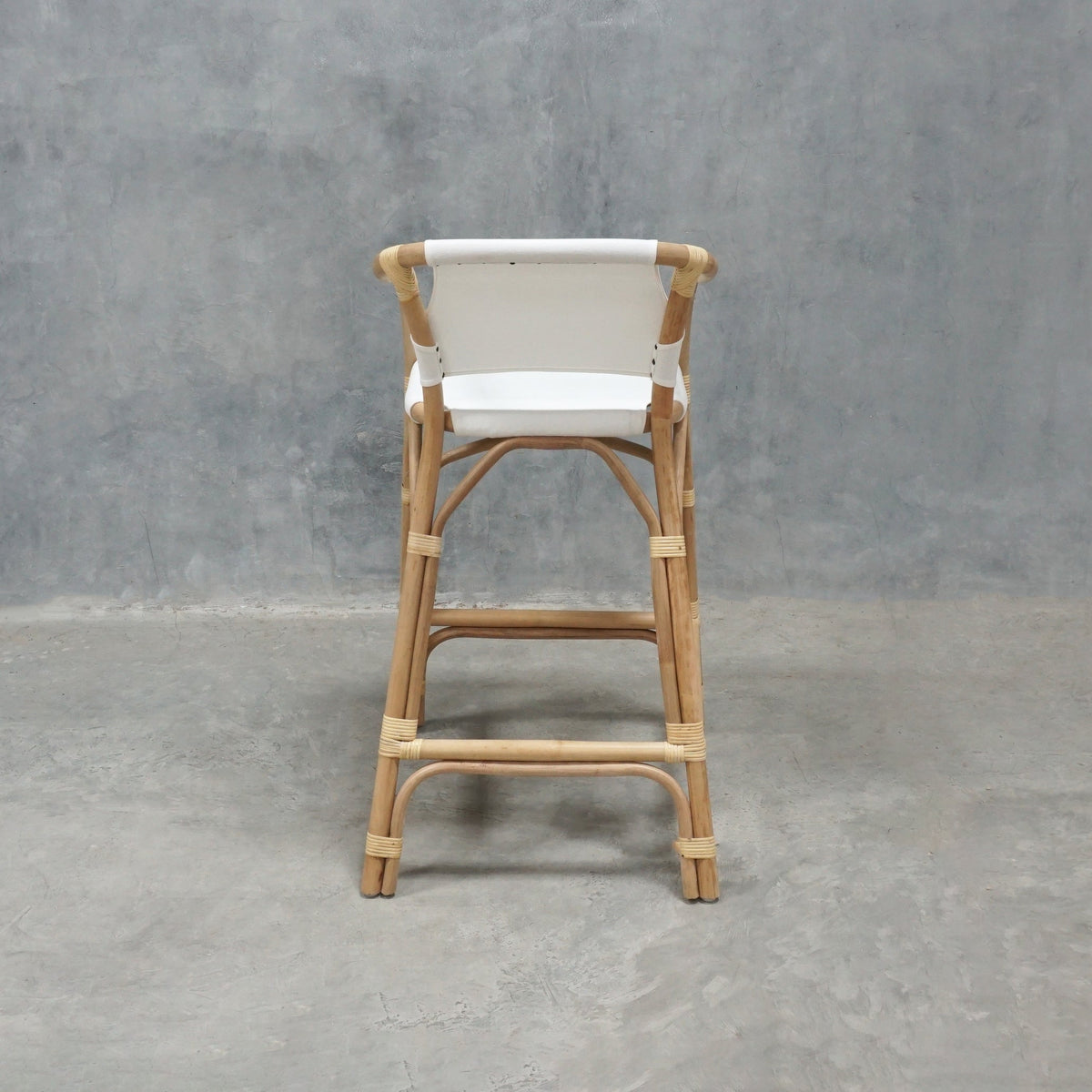 ELE153-4 white rattan bar stool
