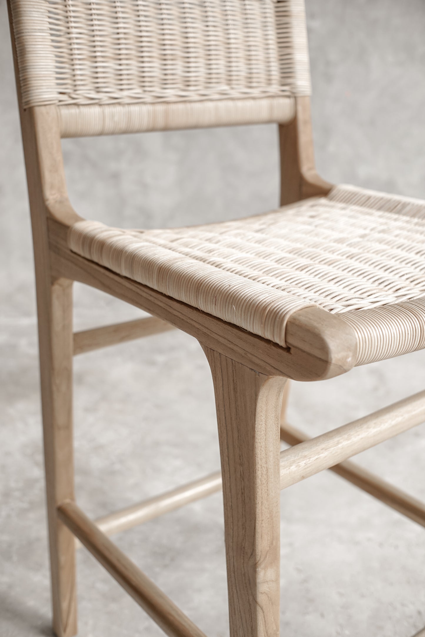 ELE155-6 Woven Rattan Bar Stool