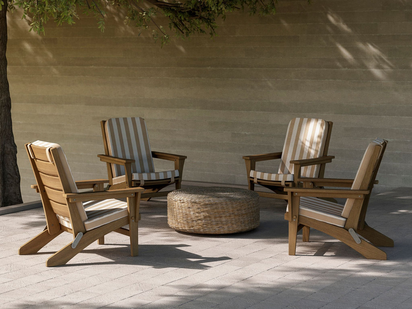 KMM02T-2 Outdoor seating set with striped cushions