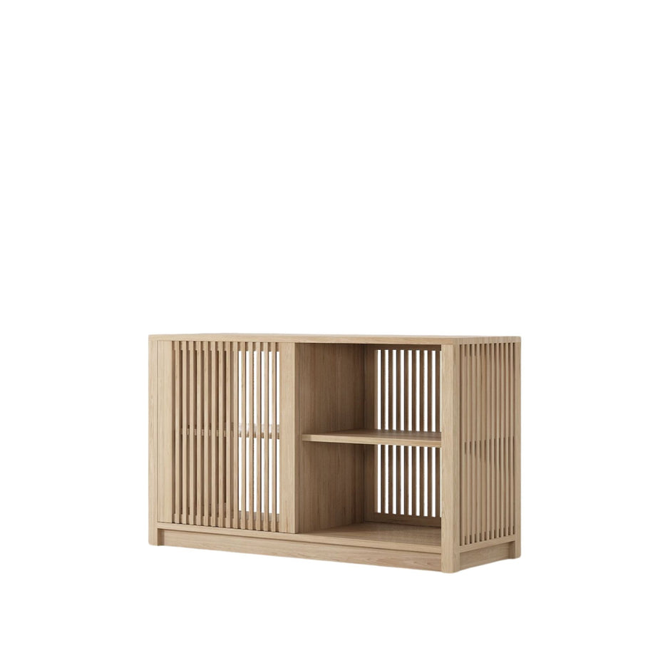 KRY03O cabinet with slatted doors and shelves
