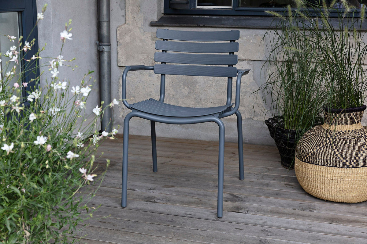 HOUE ReCLIPS dark grey dining chair on wooden deck