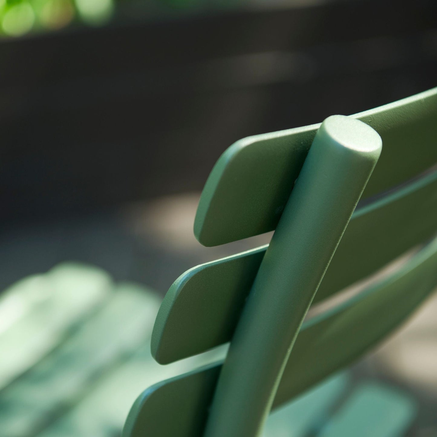 Pico Alua 7 green chair back detail