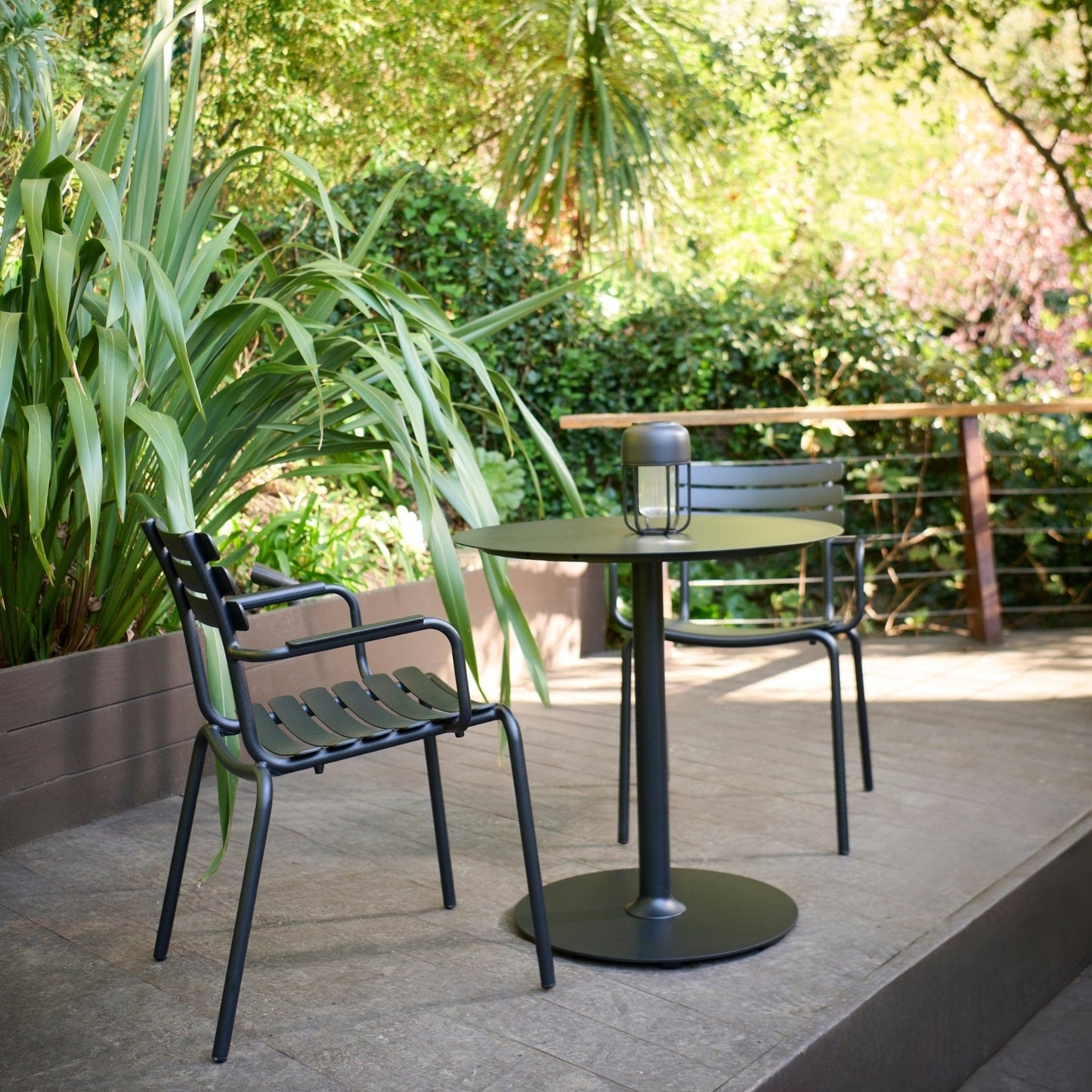 Pico Alua Black Outdoor Table & Chairs