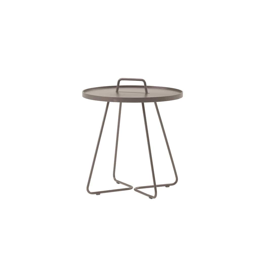 5066AT_1 Round side table with handle
