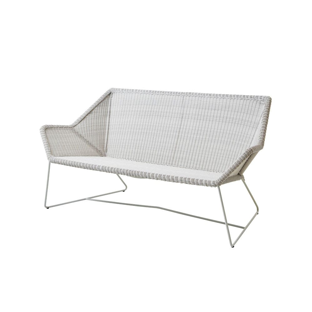 White wicker loveseat 5567LW_1
