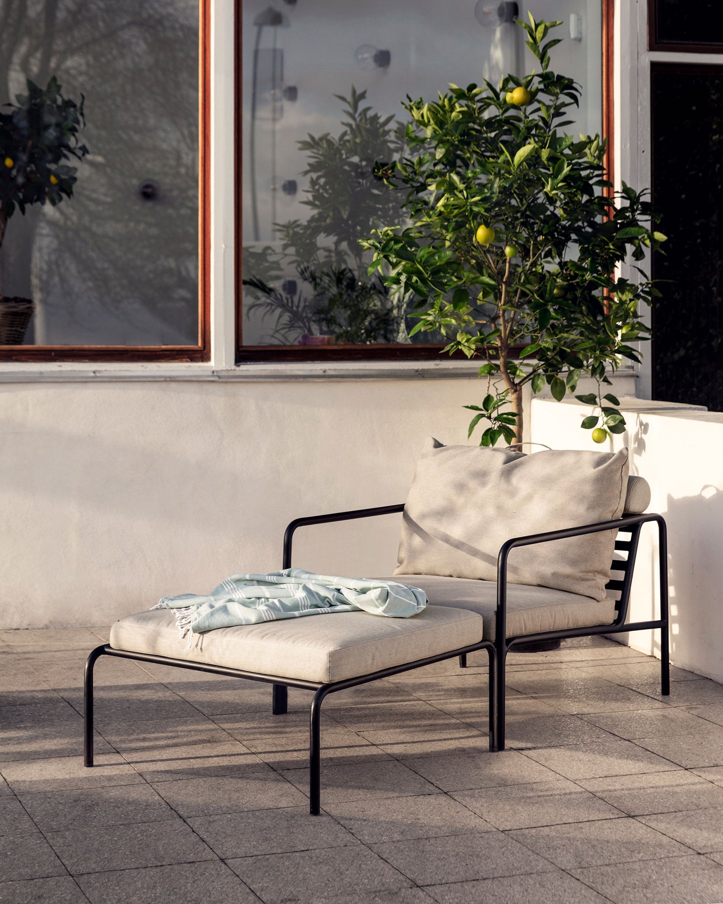 AVON chair and ottoman with tree