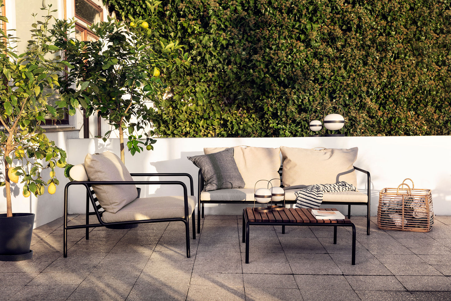 Ash patio furniture set