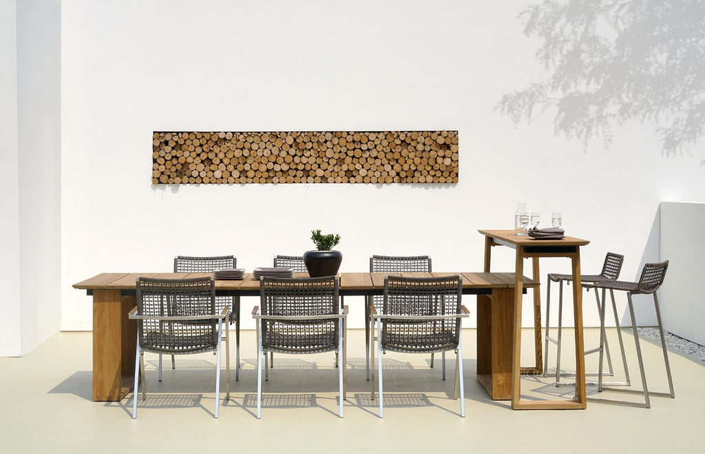 Big bar new arrivals table