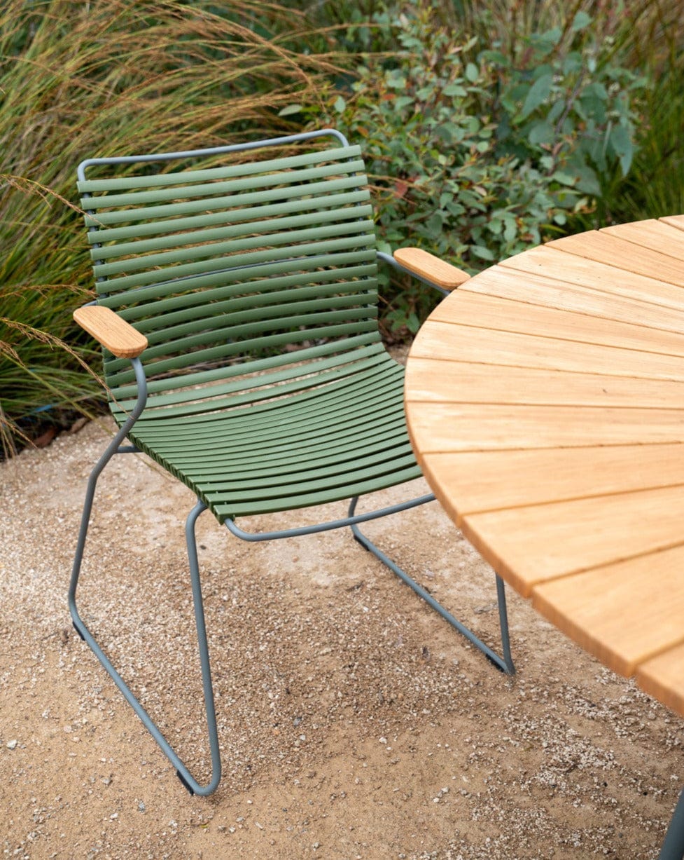 HOUE outdoor dining chair with wood table