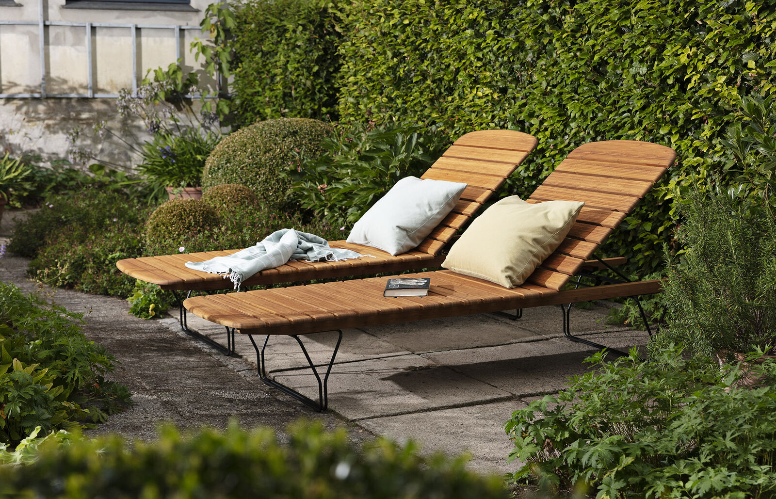 5 Must-Know Tips to Choose the Right Outdoor Furniture Setting
