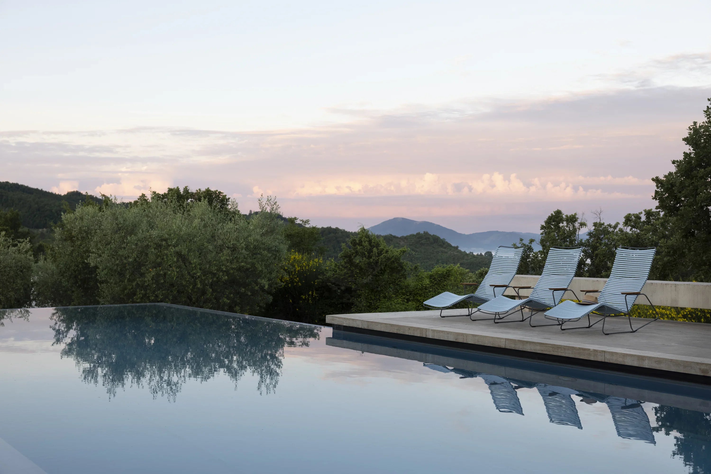 Modern Sun Loungers
