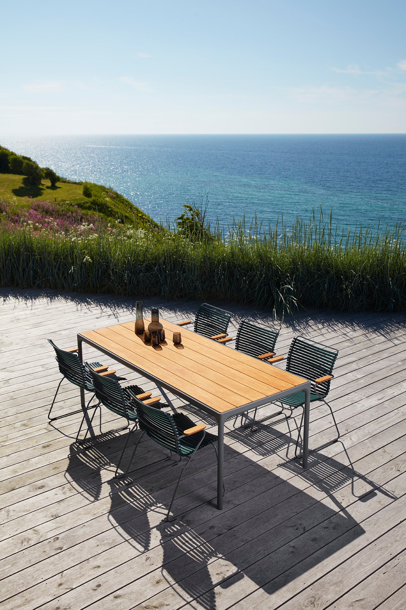 8 Seater Click & Four Outdoor Dining Set - Multicolour Blue Stripe