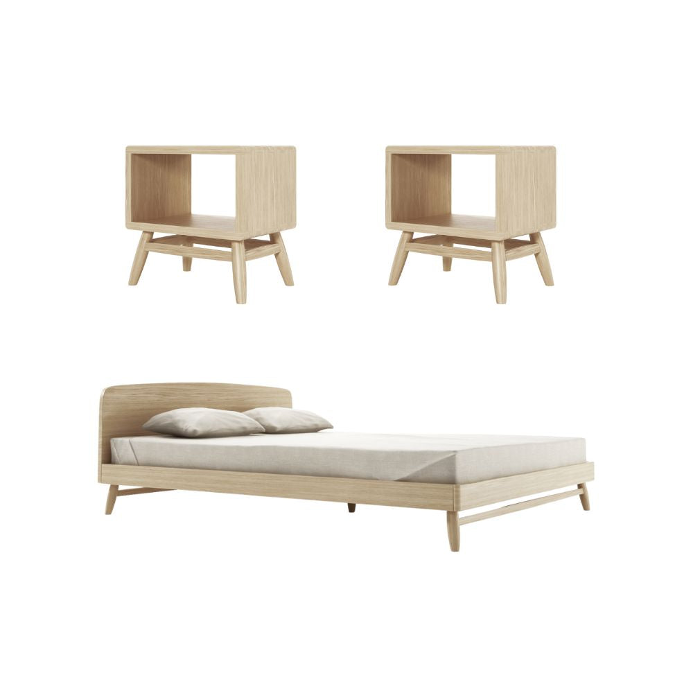 Twist King Bed with 2 Twist Bedside Tables | European Oak