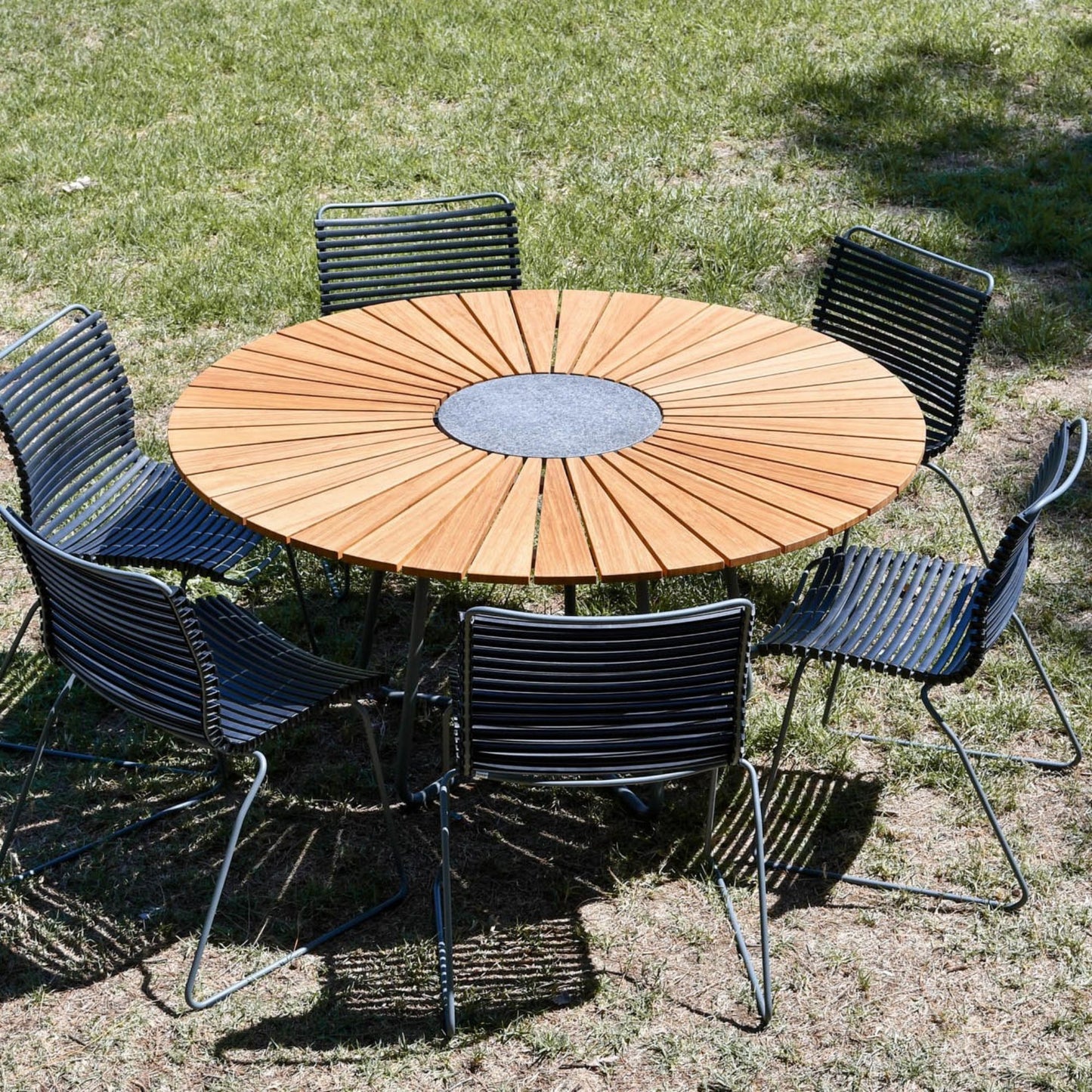 4 Seater Click & Circle Outdoor Dining Set - Black