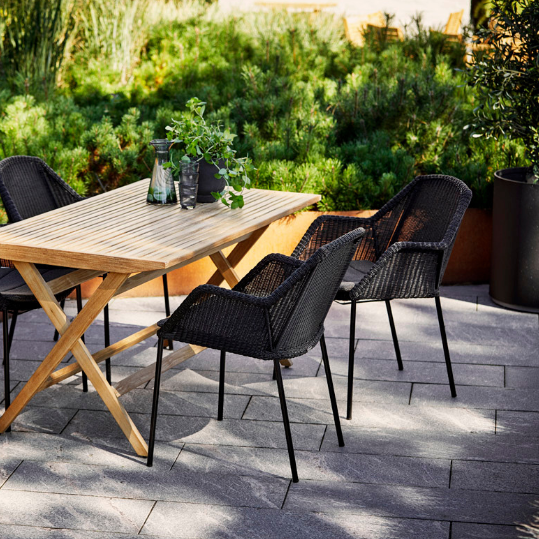 Breeze Chair Stackable - Black