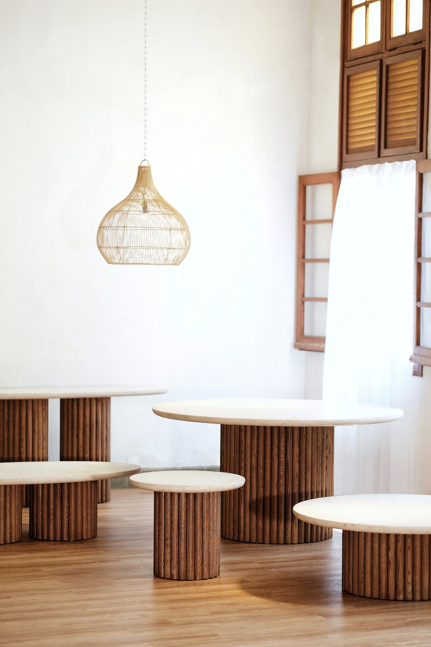 Biella Dining table - Marble Top