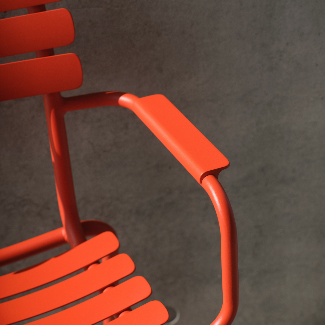ALUA Lounge chair - Cayenne