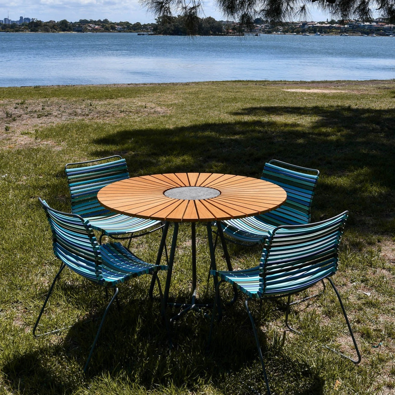 4 Seater Click & Circle Outdoor Dining Set - Blue Multi Stripe