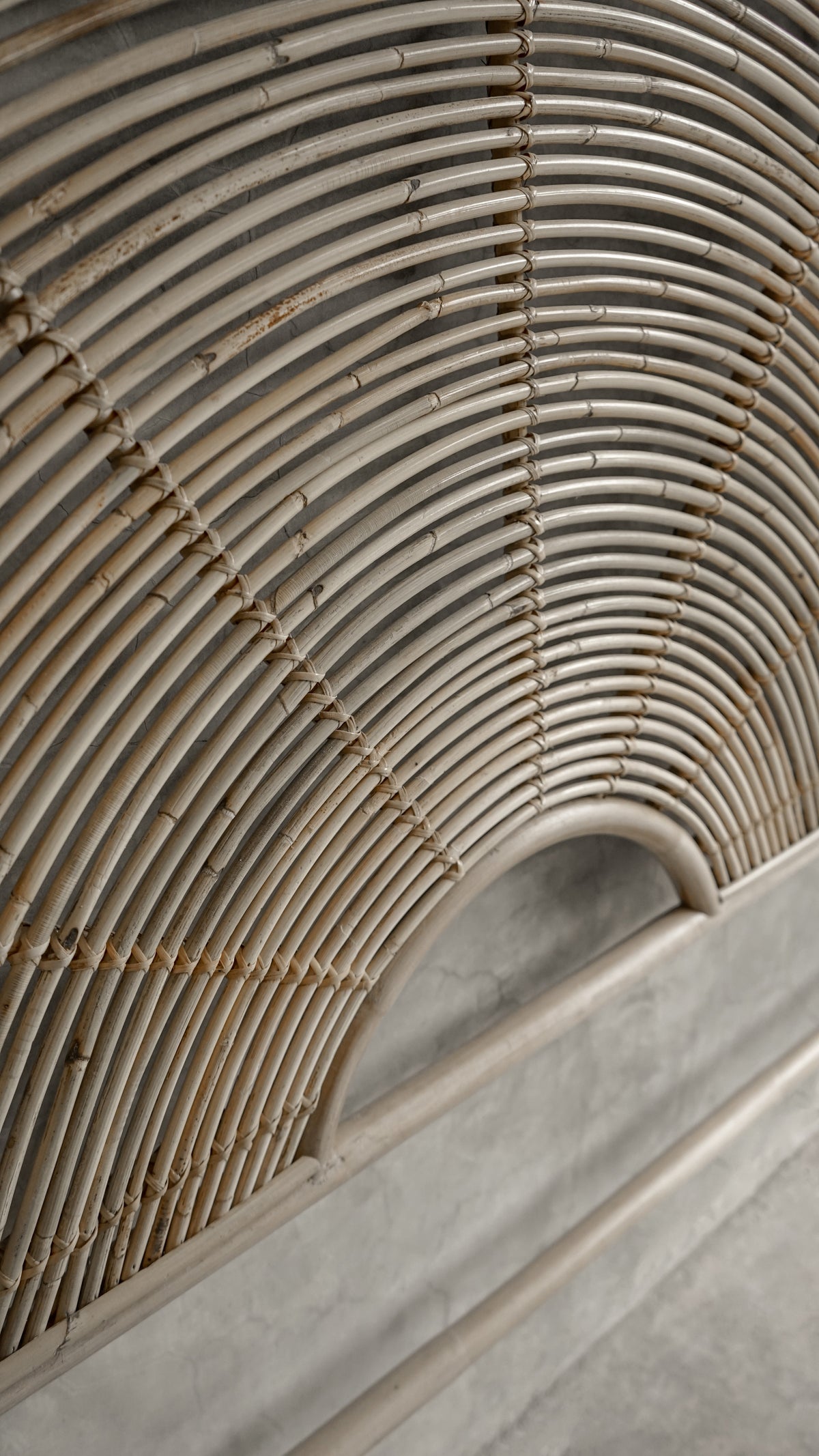 ELE146-1 rattan headboard detail