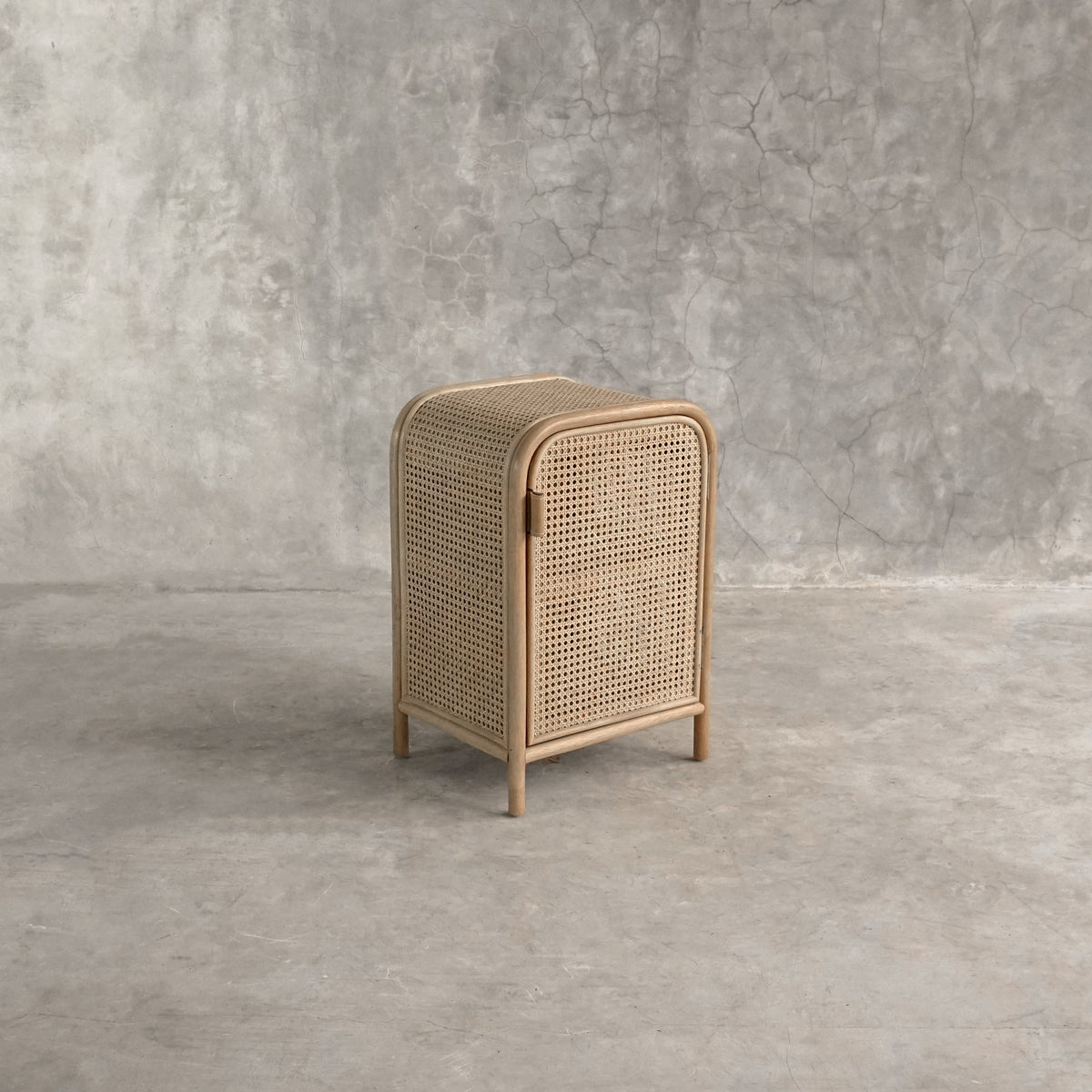 ELE157-1 Rattan cabinet with woven door