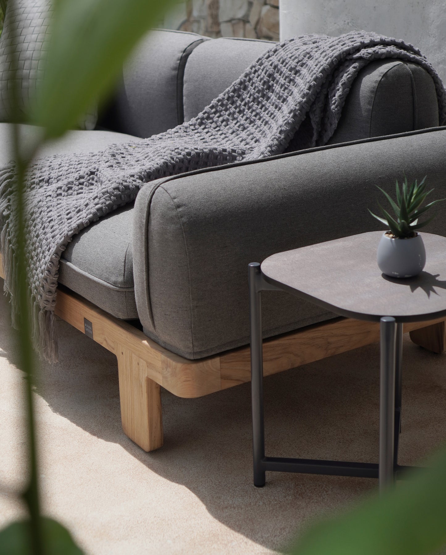 HACIENDA 2-Seater Lounge