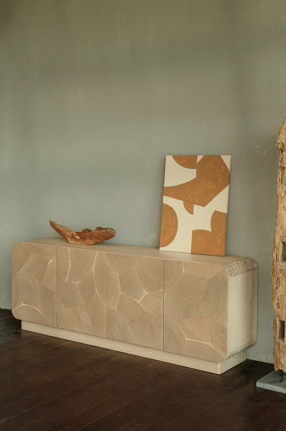 Omada 4 Door Sideboard