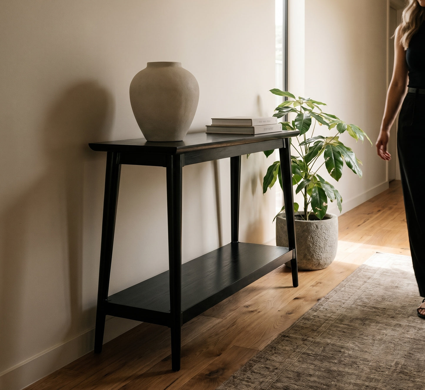 Vintage Console 1 Shelf - Satin Black