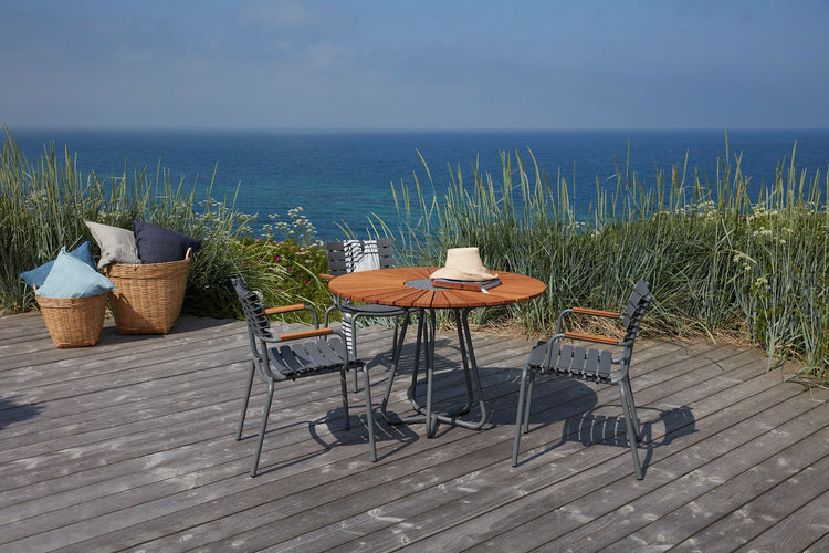 ReCLIPS dark grey bamboo dining set with ocean view
