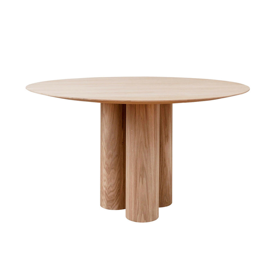 Oak TYable with 3 round pedestal legs in the center