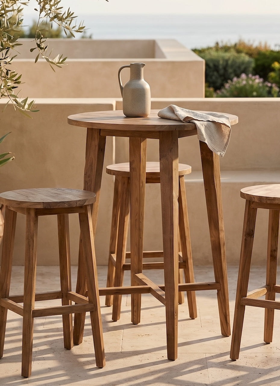 Woody Bar Table