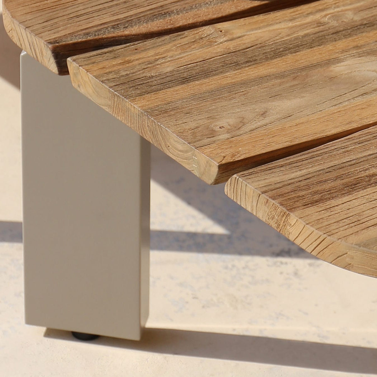TITAN_Coffee Table_&_ESTATE_Lounge Chair (4).jpg__PID:9fc77579-1b3a-4d42-90bc-85dece19a56c