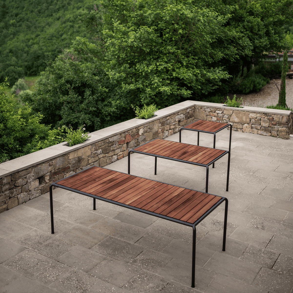 Avantitablehoue outdoor tables on patio